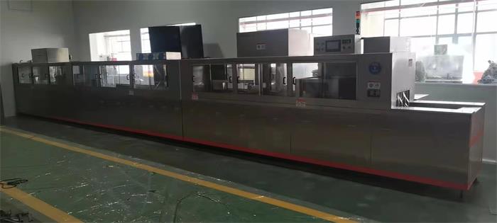 網(wǎng)帶式成套超聲波清洗機(jī)